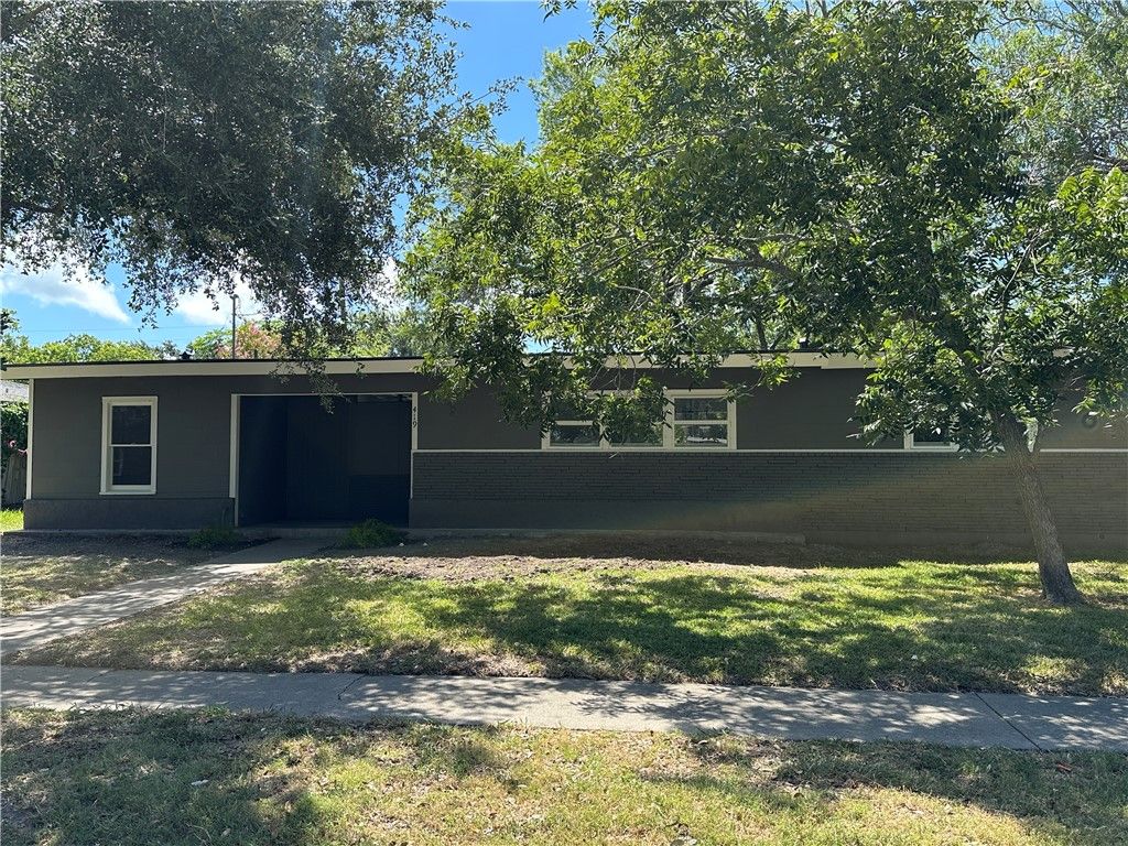 419 University Dr, Corpus Christi, TX 78412