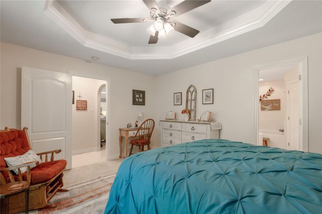 2023 E Lake Drive, Huntsville, TX 77340