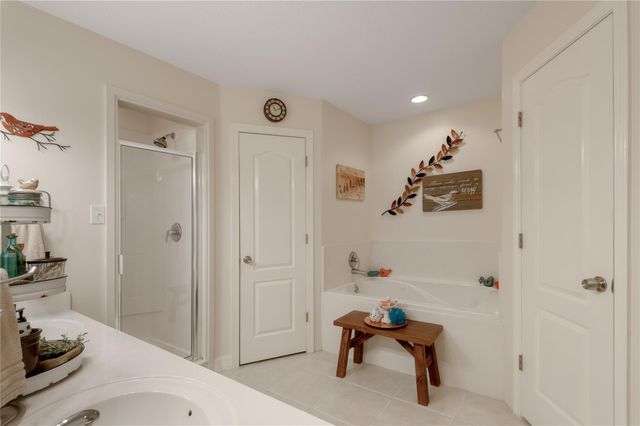 2023 E Lake Drive, Huntsville, TX 77340