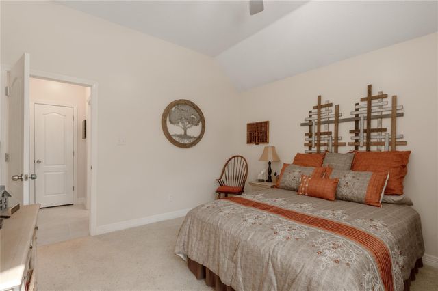 2023 E Lake Drive, Huntsville, TX 77340