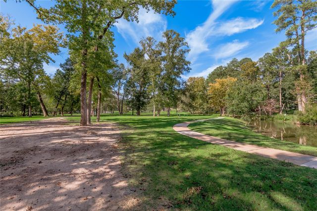 2023 E Lake Drive, Huntsville, TX 77340