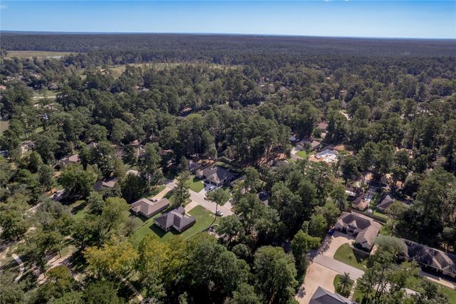 2023 E Lake Drive, Huntsville, TX 77340