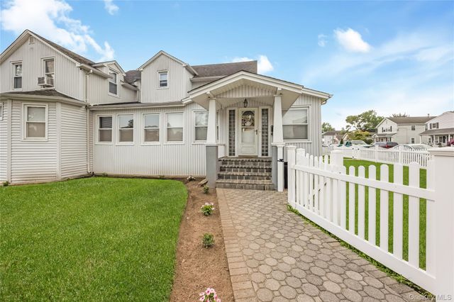 38 Wall Street, Farmingdale, NY 11735