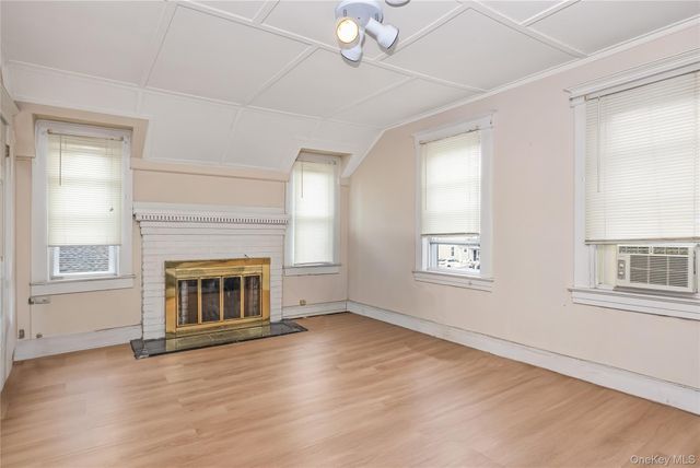 38 Wall Street, Farmingdale, NY 11735