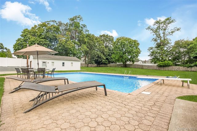 38 Wall Street, Farmingdale, NY 11735