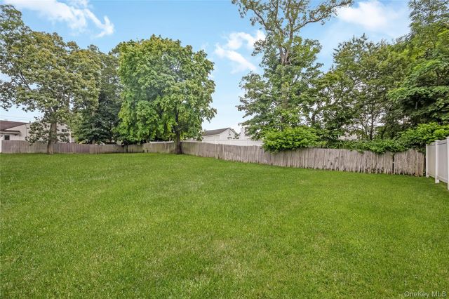 38 Wall Street, Farmingdale, NY 11735