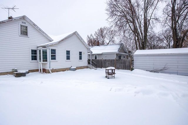 540 ELM STREET, Neenah, WI 54956
