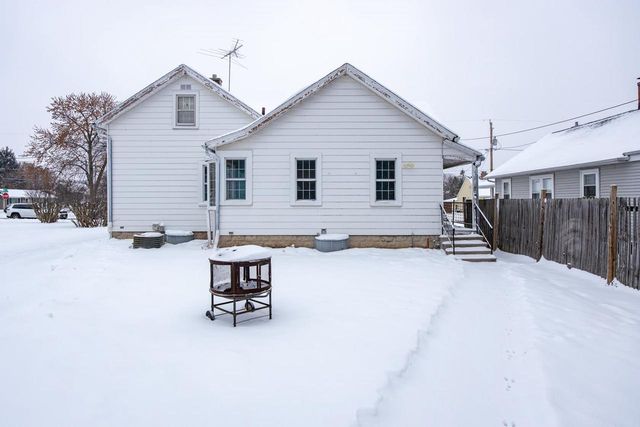 540 ELM STREET, Neenah, WI 54956