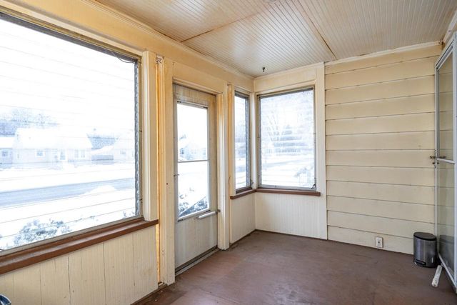 540 ELM STREET, Neenah, WI 54956