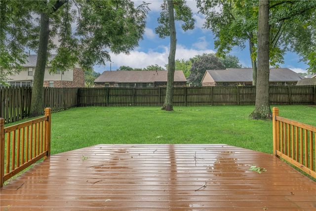 8930 Willowgate Lane, Huber Heights, OH 45424