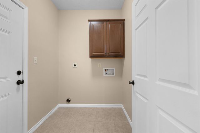 1006 Meadow Wood, Caldwell, TX 77836