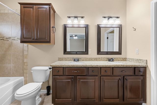 1006 Meadow Wood, Caldwell, TX 77836