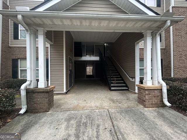 8104 Fairington Ridge Circle, Lithonia, GA 30038