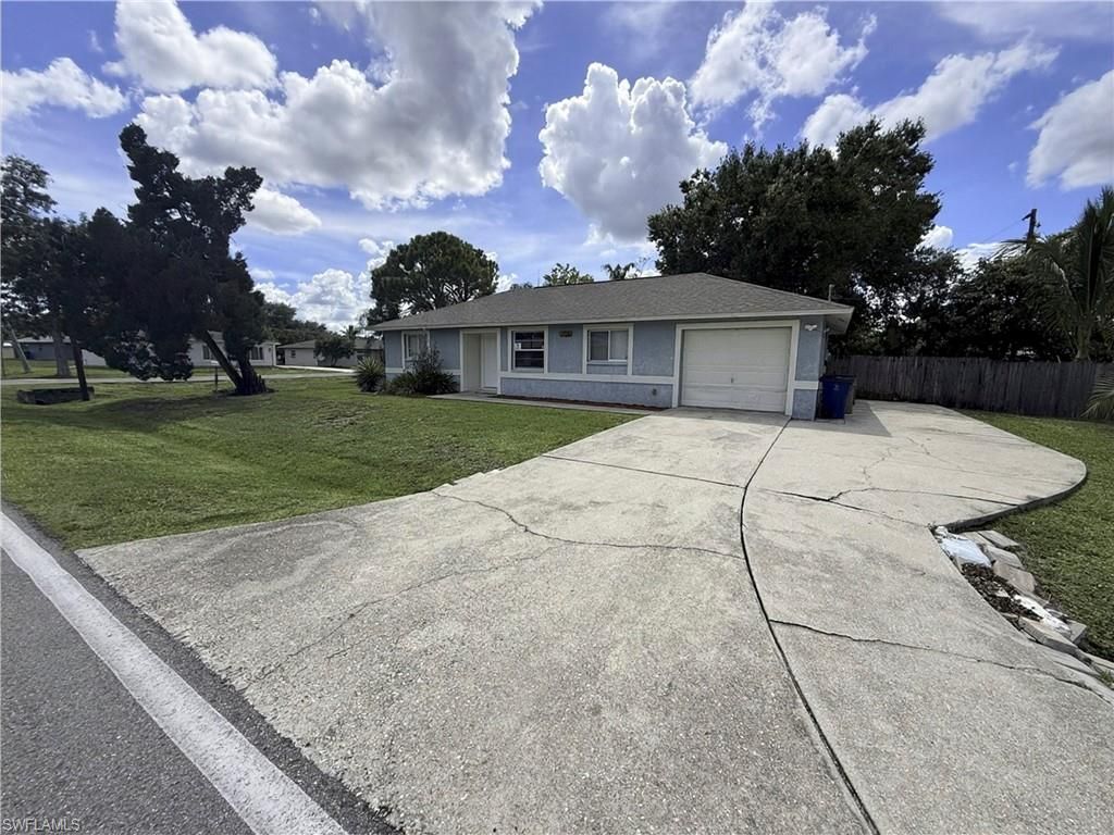 2511 W Cypress AVE, FORT MYERS, FL 33905 — photo 2