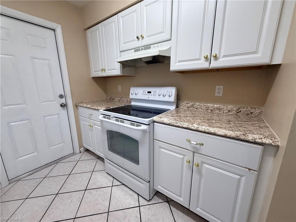 2511 W Cypress AVE, FORT MYERS, FL 33905 — photo 4