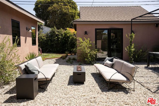3420 Wade Street, Los Angeles, CA 90066