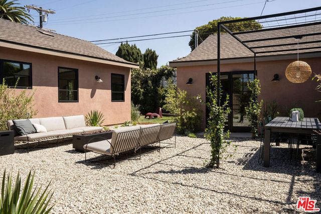 3420 Wade Street, Los Angeles, CA 90066