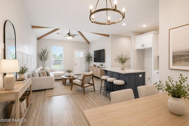 106 Tyreek Drive, Lafayette, LA 70506
