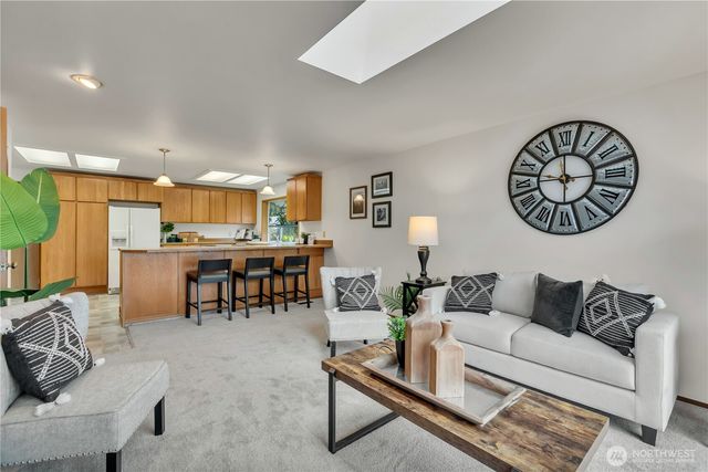 31402 28th Place SW, Federal Way, WA 98023