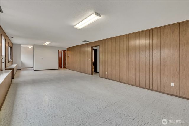 31402 28th Place SW, Federal Way, WA 98023