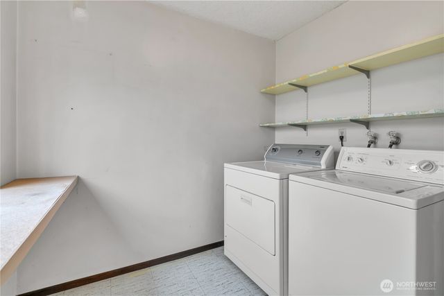 31402 28th Place SW, Federal Way, WA 98023