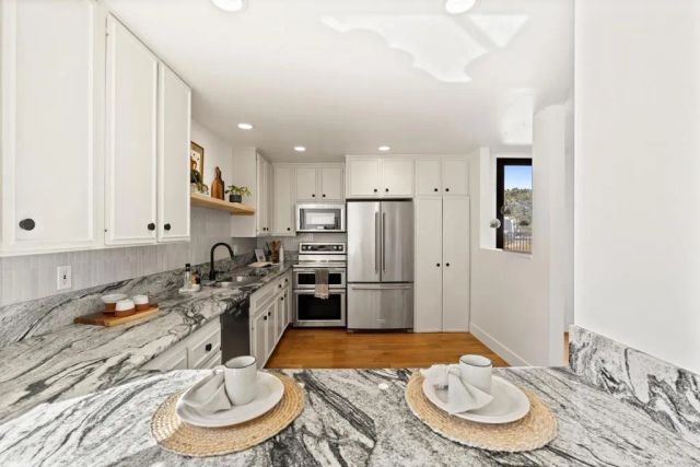 675 S. Sierra Ave 42, Solana Beach, CA 92075