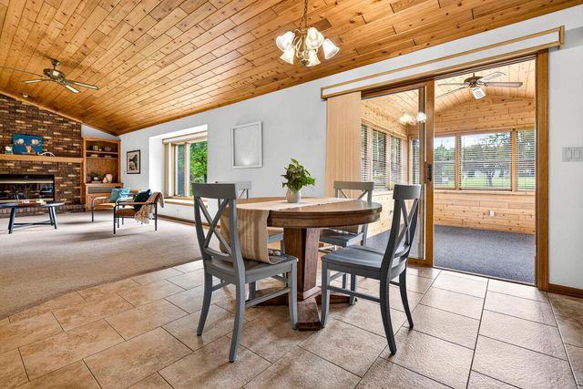 W6561 CEDAR LANE, Greenville, WI 54913