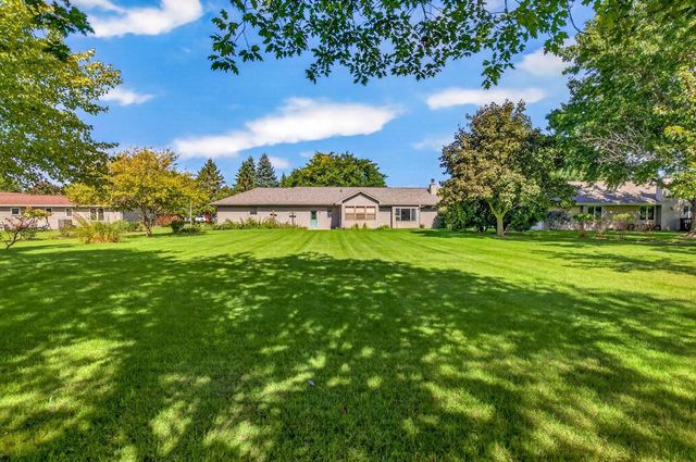 W6561 CEDAR LANE, Greenville, WI 54913
