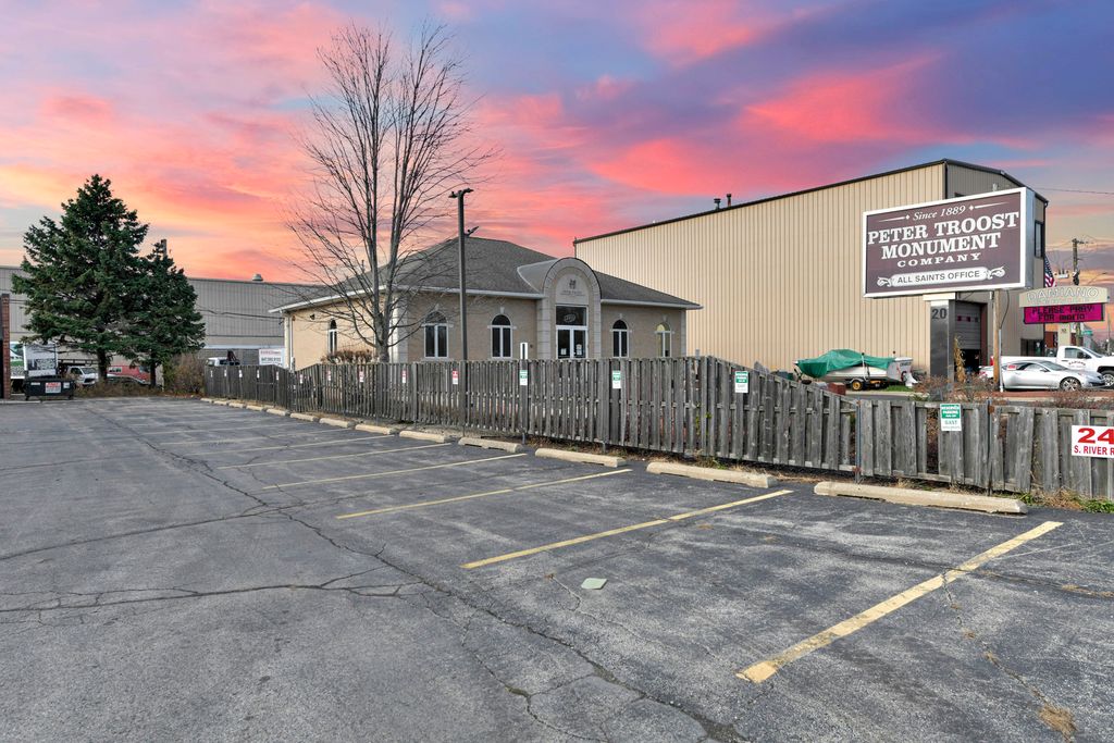 24 S Des Plaines River Road, Des Plaines, IL 60016 — photo 4