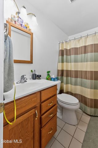 152 Woodin Road, Halfmoon, NY 12065
