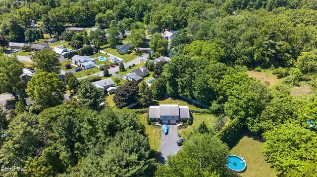 152 Woodin Road, Halfmoon, NY 12065