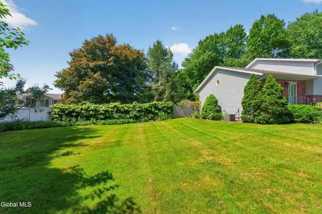 152 Woodin Road, Halfmoon, NY 12065