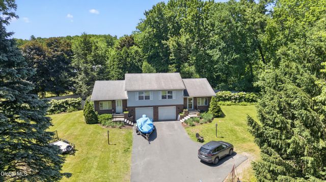 152 Woodin Road, Halfmoon, NY 12065