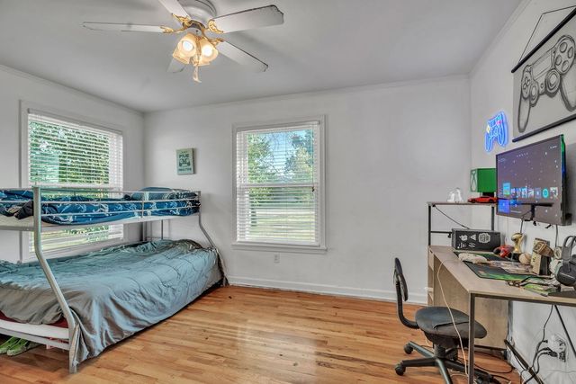 140 W 10th St, Colorado City, TX 79512