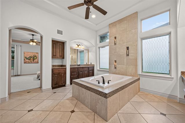 4519 Oxbow Circle W, Fulshear, TX 77441