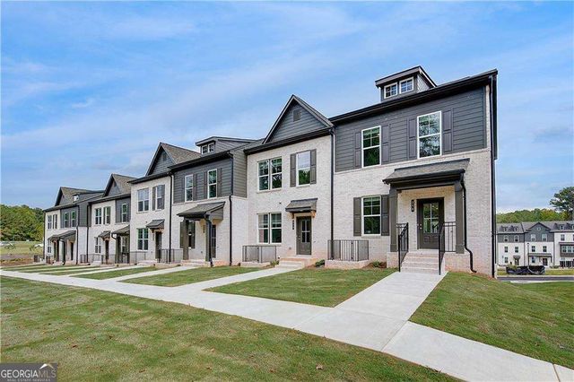 303 Daybreak Lane, Newnan, GA 30265