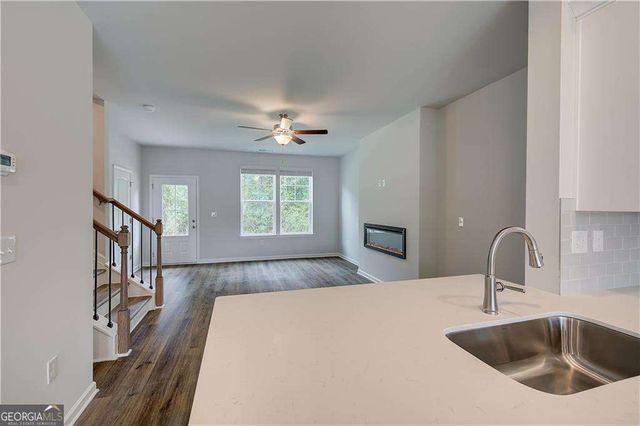 303 Daybreak Lane, Newnan, GA 30265