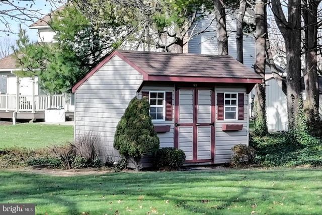 39 MINE RD, Lebanon, PA 17042