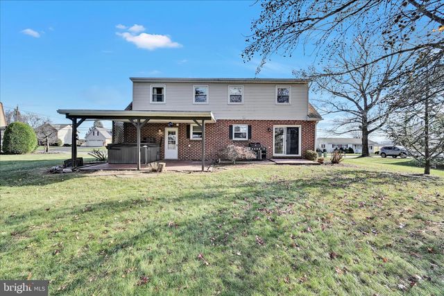 39 MINE RD, Lebanon, PA 17042