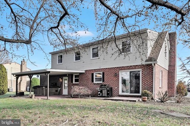 39 MINE RD, Lebanon, PA 17042