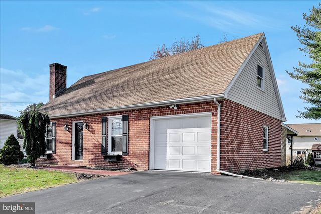 39 MINE RD, Lebanon, PA 17042