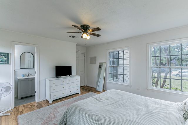 3205 Live Oak Avenue, Waco, TX 76708