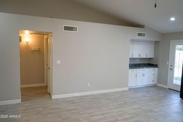 5528 W VENUS Way, Chandler, AZ 85226