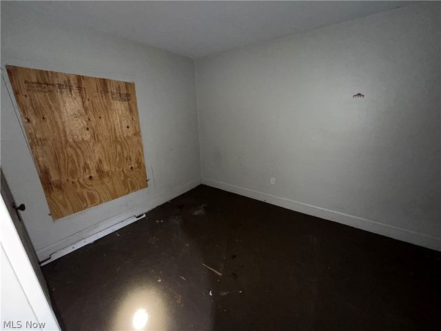 3185 W 58th Street, Cleveland, OH 44102