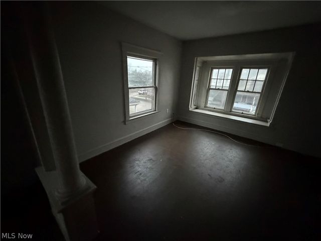 3185 W 58th Street, Cleveland, OH 44102