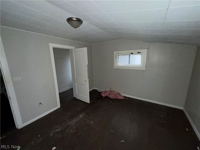 3185 W 58th Street, Cleveland, OH 44102