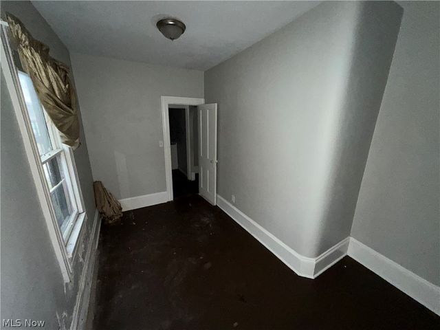 3185 W 58th Street, Cleveland, OH 44102