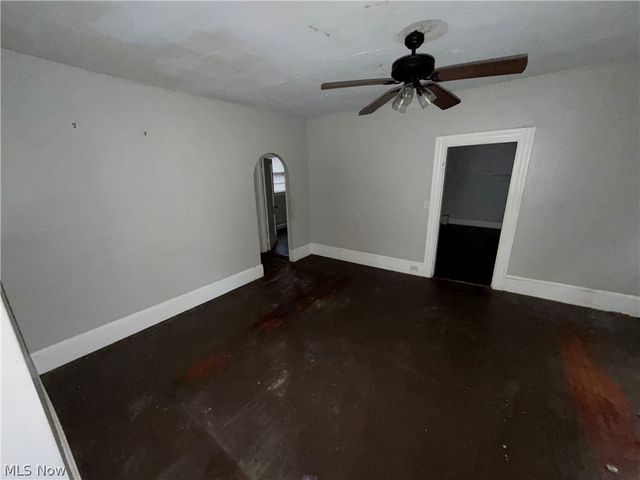 3185 W 58th Street, Cleveland, OH 44102