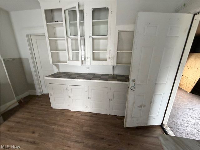 3185 W 58th Street, Cleveland, OH 44102