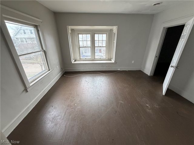 3185 W 58th Street, Cleveland, OH 44102